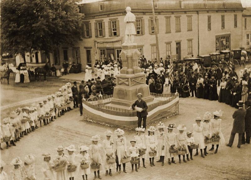 Civil War Monument Dedicated